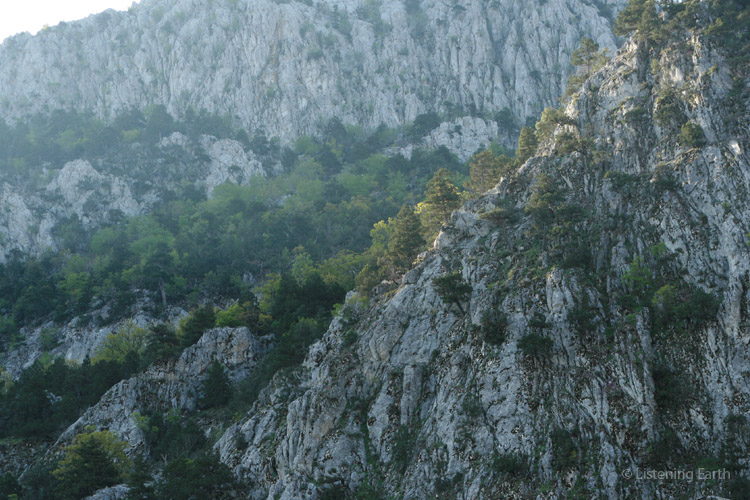 The precipitous mountains that flank the ancient site